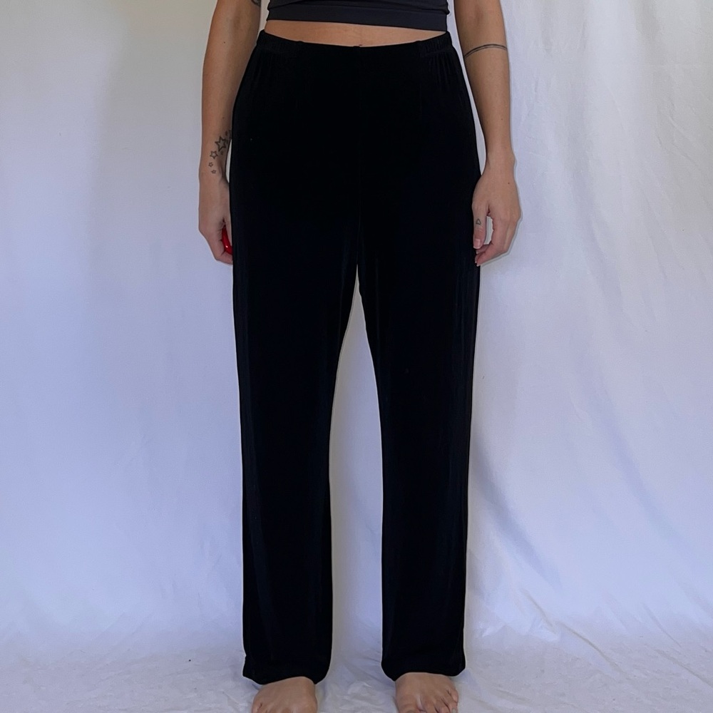 Chico’s Travelers Straight Leg Crop Pants Black Two Short
